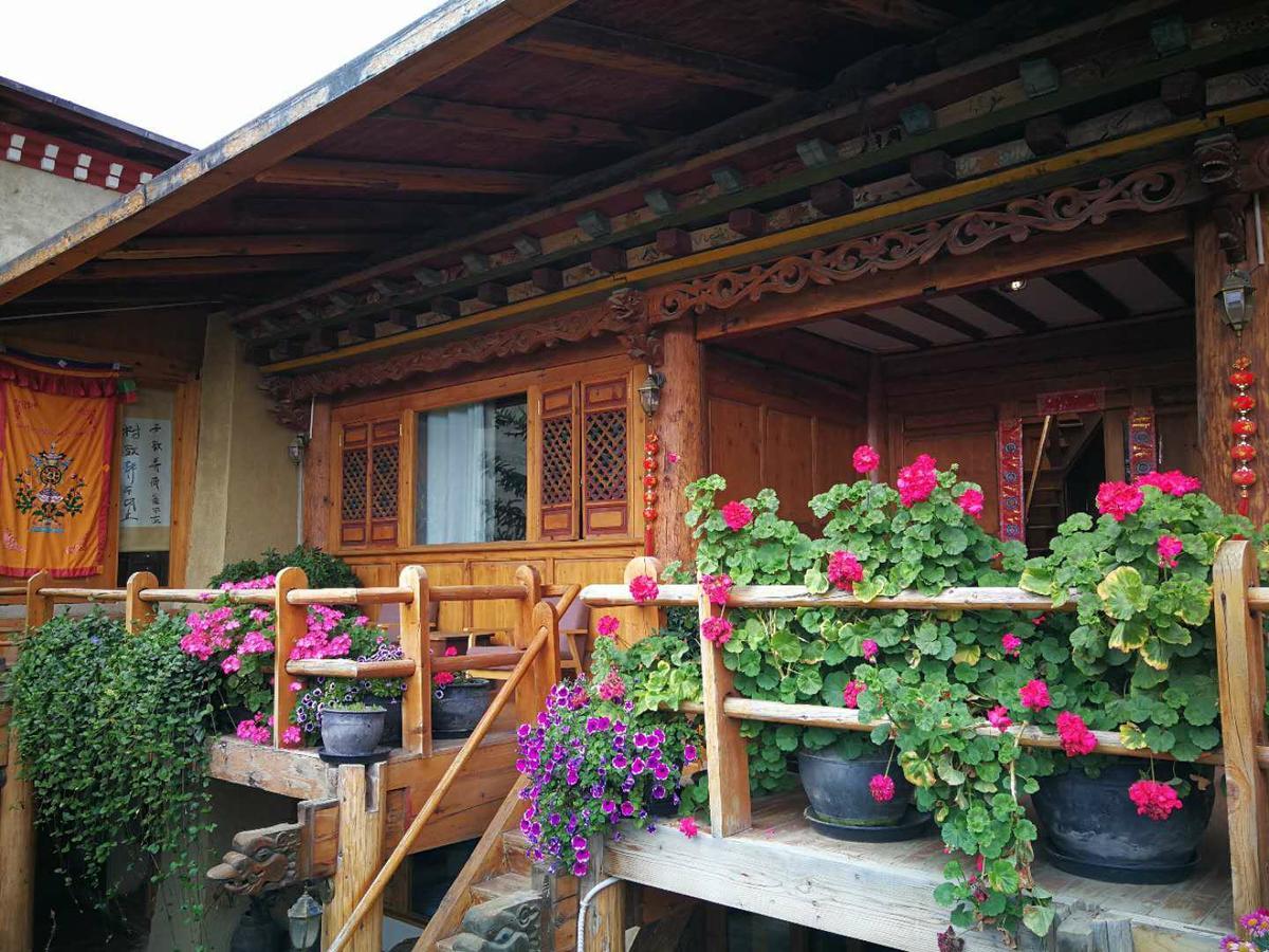 Courtyard Shangri-La 藏舍小院 Exterior photo